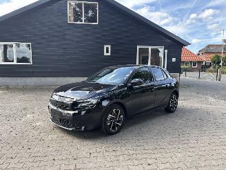 skadebil auto Opel Corsa GS SPORT 100 PK NAVI CLIMA CAMERA VIRT DASH LED B.J 2024 FACELIFT 2024/2