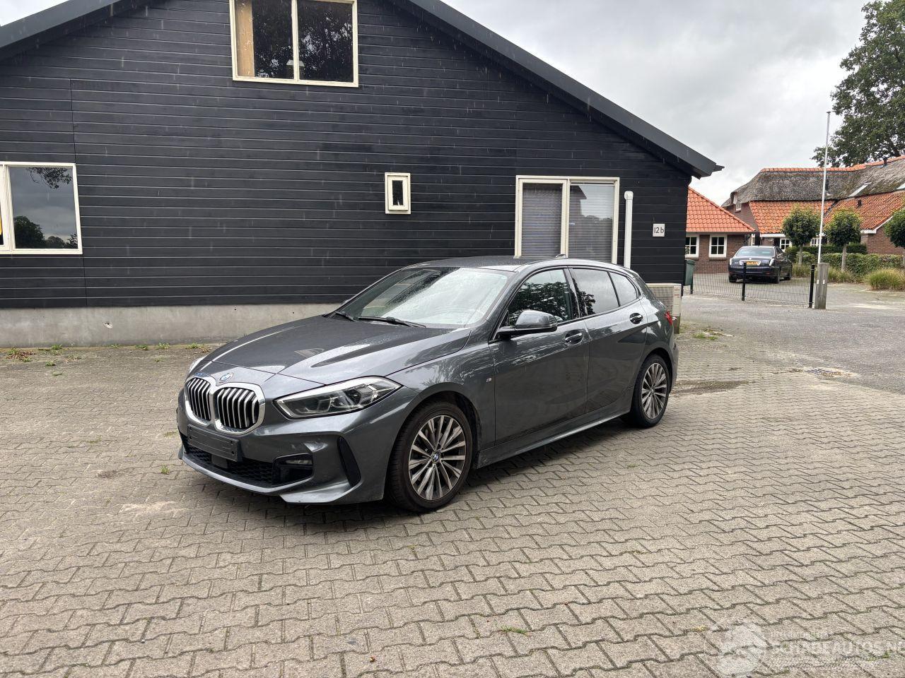 BMW 1-serie 118 M SPORT 6 BAK NAVI CLIMA CAMERA PDC LED B.J 2020