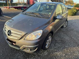 Unfallwagen Mercedes B-klasse  2010/4