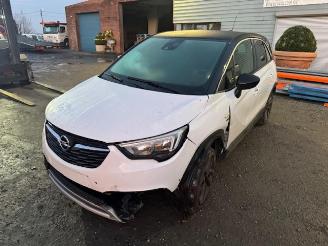 Voiture accidenté Opel Crossland  2019/6