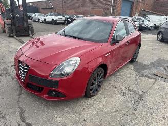 skadebil auto Alfa Romeo Giulietta  2012/4