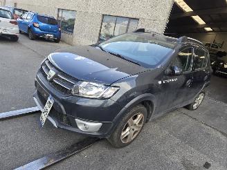 Coche accidentado Dacia Sandero Stepway 2016/9