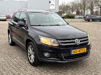 Auto incidentate Volkswagen Tiguan 1.4 TSI 16V SUV  Benzine 1.395cc 92kW (125pk) FWD 2015-05/2018-07  CZDB 2016/9