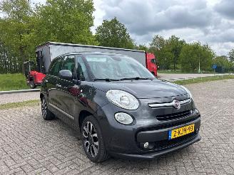 Vaurioauto  passenger cars Fiat 500L 0.9 TwinAir Turbo 105 MPV  Benzine 875cc 77kW (105pk) FWD 2012-09 (199LYC) 199B6000 2013/4
