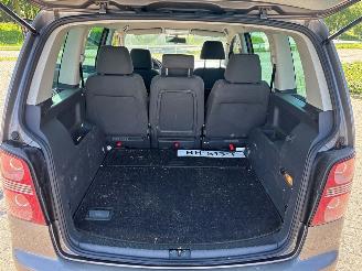 Volkswagen Touran 1.4 16V TSI 140 MPV  Benzine 1.390cc 103kW (140pk) FWD 2006-02/2010-05 (1T1; 1T2) BMY picture 13
