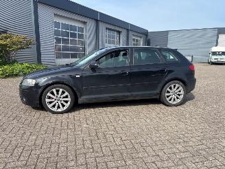 Audi A3 1.8 TFSI 16V Hatchback 4Dr Benzine 1.784cc 118kW (160pk) FWD 2007-06/2008-06 (8PA) BZB picture 3