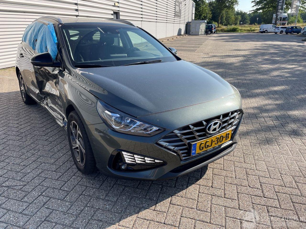 Hyundai I-30 1.0 T-GDI 12V Combi/o Benzine 998cc 88kW (120pk) FWD