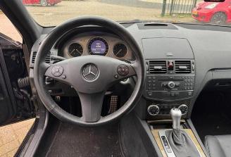 Mercedes C-klasse C320 CDI 4MATIC AMG picture 7