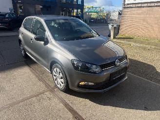 skadebil auto Volkswagen Polo 1.0 MPI Airco 2014/12