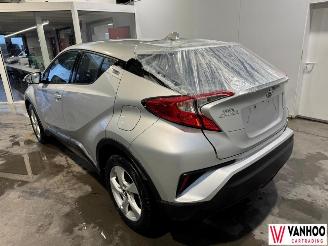 Toyota C-HR  picture 4