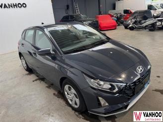 Hyundai I-20  picture 3