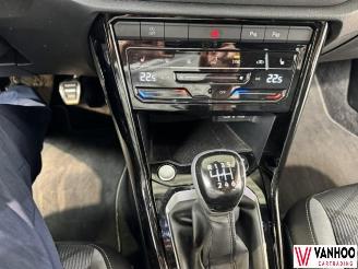Volkswagen T-Roc  picture 20