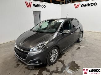 Voiture accidenté Peugeot 208  2019/6