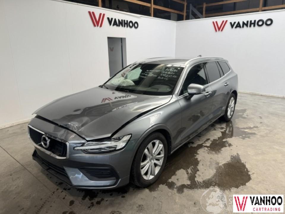 Volvo V-60 