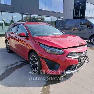 Schadeauto Kia Cee d  2024/1