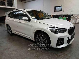 Schadeauto BMW X1 XDRIVE25E 2021/2
