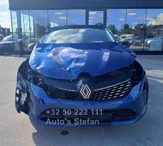 Renault Clio E-TECH HYBRIDE picture 3