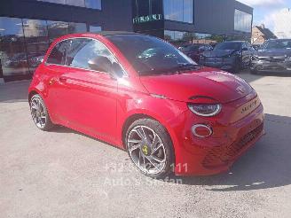 Fiat 500 E ABARTH picture 1