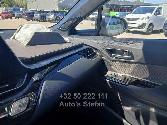 Toyota C-HR  picture 15