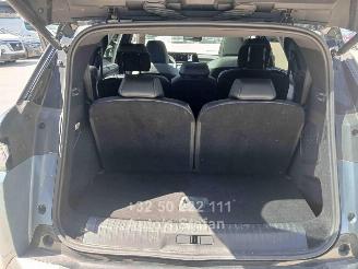 Peugeot 5008 ELEKTROMOTOR GT picture 11