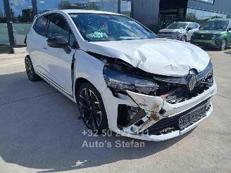 damaged passenger cars Renault Clio V EVOLUTION 2024/12