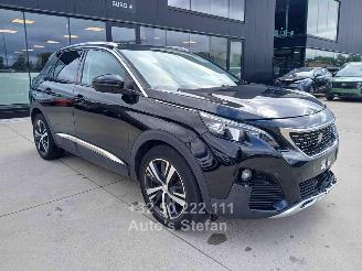 Voiture accidenté Peugeot 3008 ALLURE 2019/2