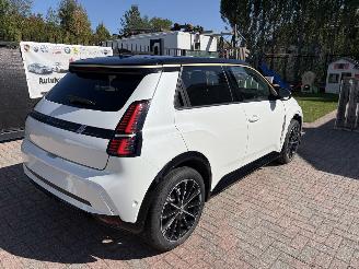 Renault 5 E-TECHNO NAVI picture 2
