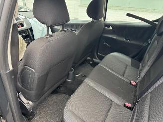 Peugeot 207 1.4 Vti Xline picture 11