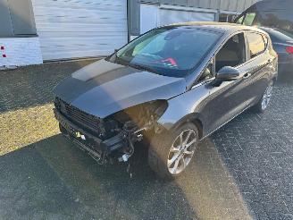 skadebil auto Ford Fiesta 1.5 TDCi Titanium 2017/10
