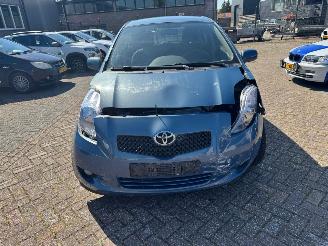 Toyota Yaris 1.3 VVTi Sol MMT picture 4