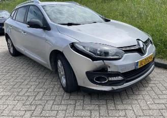 Unfallwagen Renault Mégane 1.2 TCe Limited 2016/4