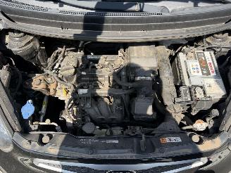 Kia Picanto 1.0 CVVT ISG Airco picture 10