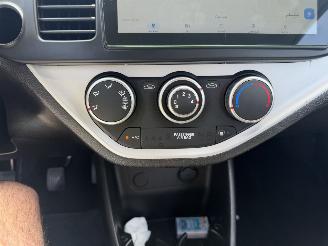 Kia Picanto 1.0 CVVT ISG Airco picture 17