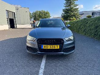 Vaurioauto  passenger cars Audi A3 1.6TDI SPORT EDITION 2016/4