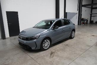 krockskadad bil auto Opel Corsa EDITION 2024/3