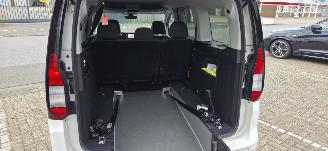 Volkswagen Caddy maxi 2.0L D*Rolstoeltransport*Automaat*Sound*Aircondioning*Navigatie*DAB* picture 13