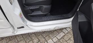 Volkswagen Caddy maxi 2.0L D*Rolstoeltransport*Automaat*Sound*Aircondioning*Navigatie*DAB* picture 16