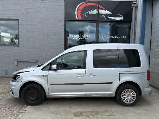 Vaurioauto  passenger cars Volkswagen Caddy VW CADDY 1.0TSI 2020 2020/3