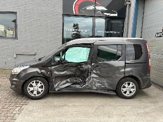 škoda osobní automobily Ford Tourneo Connect FORD TOURNEO CONNECT 1.6D 2015 2015/6