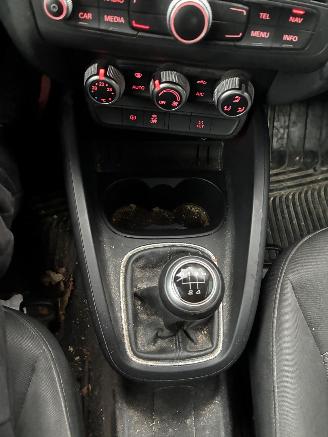 Audi A1 AUDI A1 1.6TDI S LINE 2015 picture 16