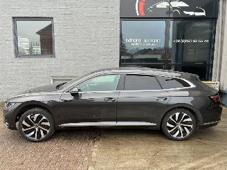 Unfallwagen Volkswagen Arteon VW ARTEON HYBRIDE R LINE 2022 2022/2