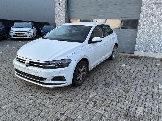 Voiture accidenté Volkswagen Polo VW POLO 1.0TSI DSG 2018 2018/6
