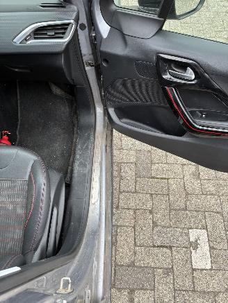 Peugeot 2008 PEUGEOT 2008 1.6D GT 2017 picture 7