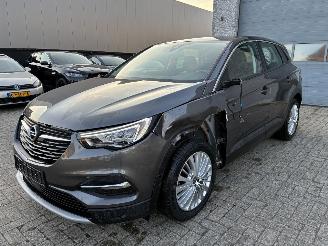 Coche accidentado Opel Grandland OPEL GRANDLAND X 1.2I 2020 2020/12