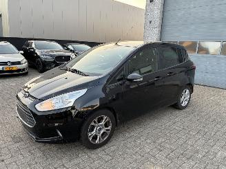 Voiture accidenté Ford B-Max FORD B-MAX 1.0I 2017 2017/10