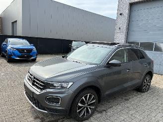 damaged passenger cars Volkswagen T-Roc VW T-ROC 1.6D 2019 2019/4