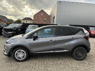 Renault Captur RENAULT CAPTUR 1.2I AUTOMAAT 2018 picture 2