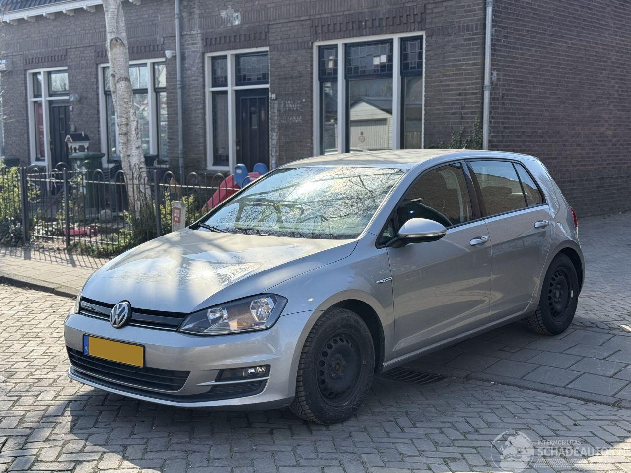 Volkswagen Golf 1.0 TSI Bluemotion NAP