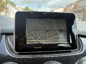 Mercedes B-klasse B180 NAP NL AUTO picture 18