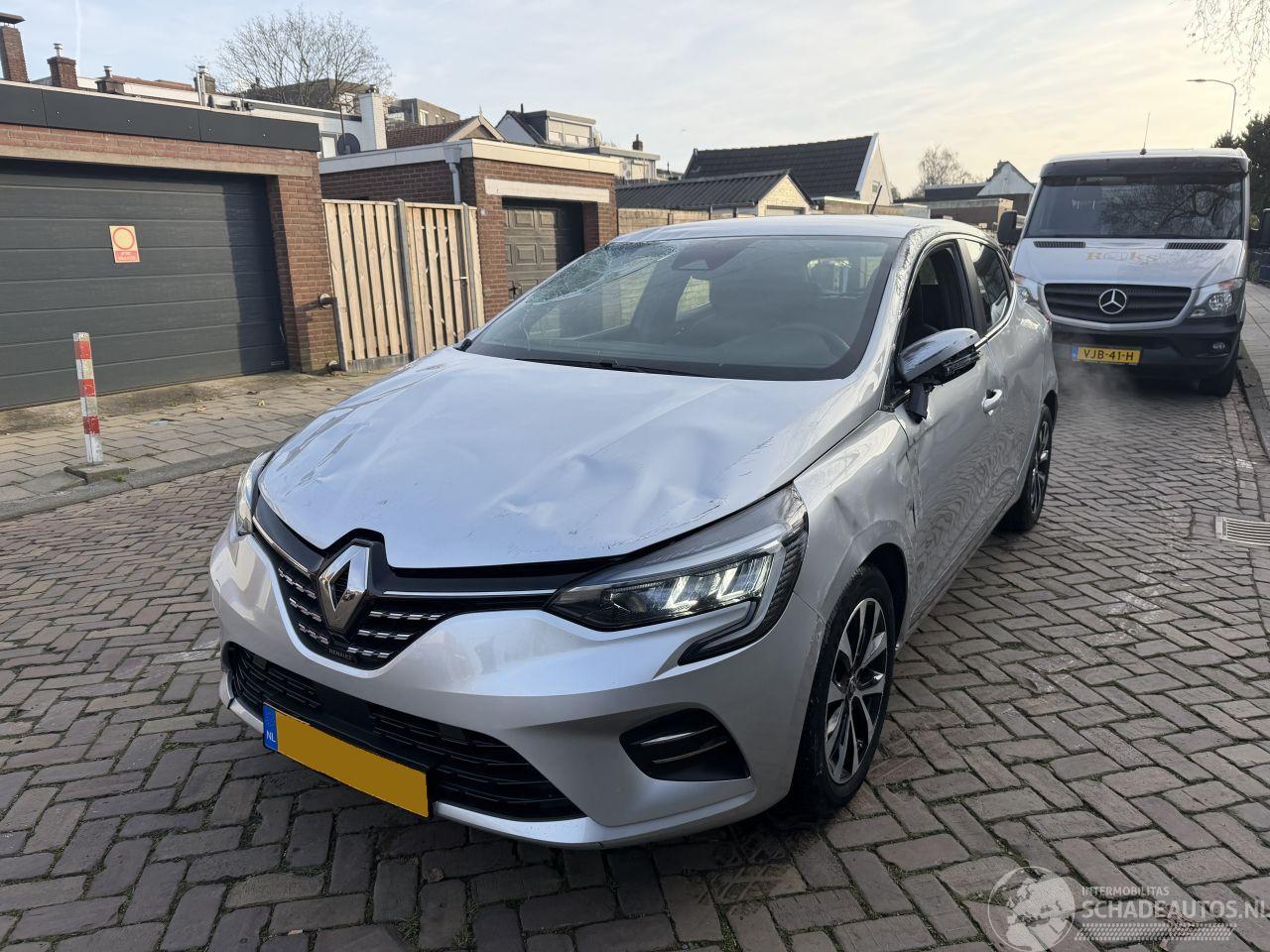 Renault Clio 1.0 TCe Initiale Paris AUTOMAAT